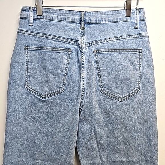 Shein Curve Light Wash High Rise Straight Leg Jeans Five Pocket Woman Sz 0XL(12) - Picture 6 of 9